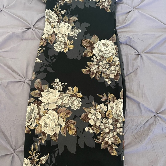 Windsor Cream and Yellow Sheath Maxi Dress Cocktail - Picture 1 of 6
